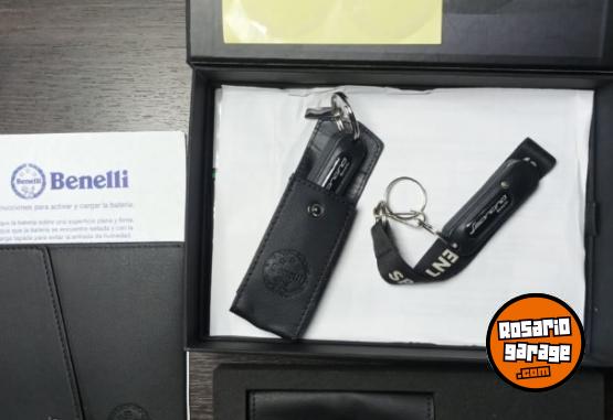 Motos - Benelli Leoncino 500 2023 Nafta 8250Km - En Venta