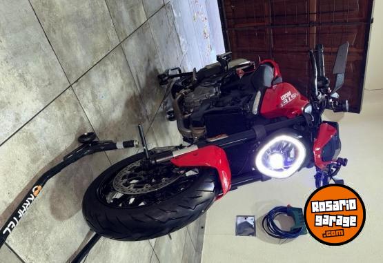 Motos - Ducati Monstar 937 2024 Nafta 3600Km - En Venta