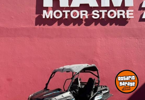 Cuatris y UTVs - CF UTV 800EX 2016 Nafta 4800Km - En Venta