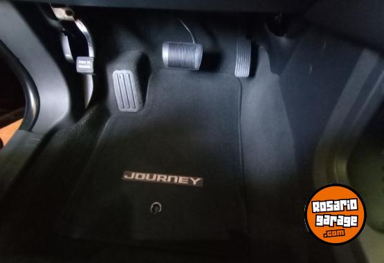 Camionetas - Dodge JOURNEY R/T 2.7L AT6 2010 Nafta 154441Km - En Venta