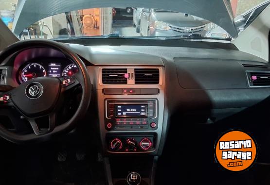 Autos - Volkswagen Fox trendline 1.6 msi 2017 Nafta 130000Km - En Venta