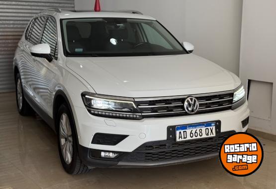 Camionetas - Volkswagen TIGUAN ALLSPACE 2.0T 2019 Nafta 95000Km - En Venta