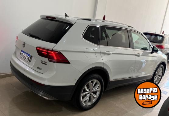 Camionetas - Volkswagen TIGUAN ALLSPACE 2.0T 2019 Nafta 95000Km - En Venta