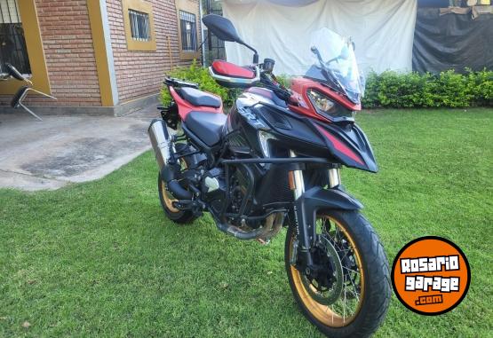 Motos - Qj Motor SRT800SX 2024 Nafta 9000Km - En Venta
