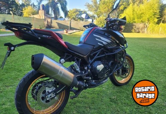 Motos - Qj Motor SRT800SX 2024 Nafta 9000Km - En Venta