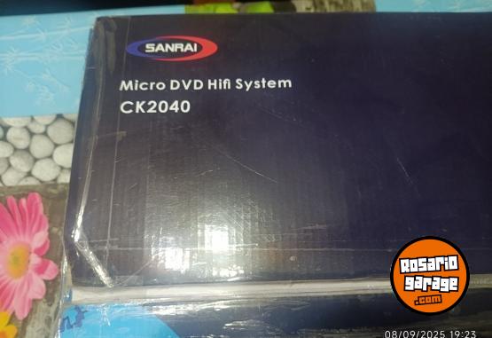 Electrnica - CD/DVD - Minicomponente Sanrai HiFi System CK2040 (NUEVO) - En Venta
