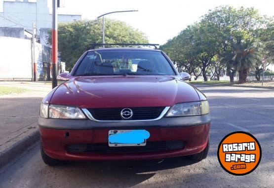 Autos - Chevrolet Vectra 1999 GNC 410000Km - En Venta