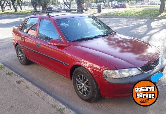 Autos - Chevrolet Vectra 1999 GNC 410000Km - En Venta