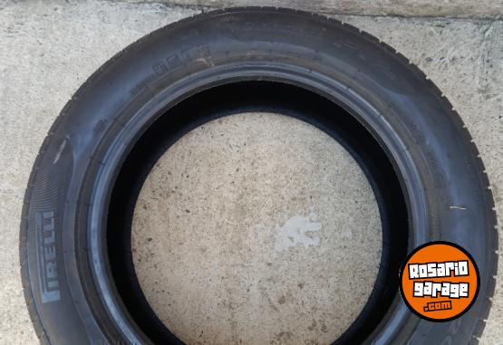 Accesorios para Autos - Vendo 1 cubierta nueva  pirelli cinturato P1 plus 205 55 16 - En Venta