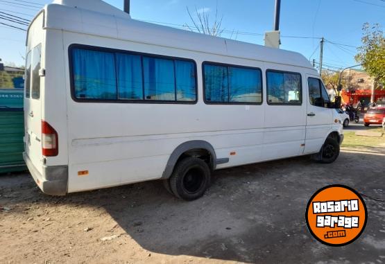 Camiones y Grúas - Sprinter 413 cdi con duales - En Venta