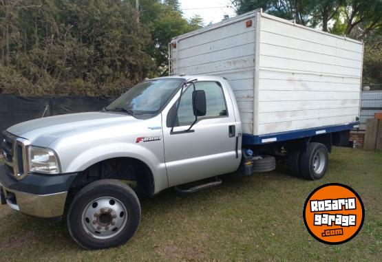 Camiones y Grúas - Ford 4000 - En Venta