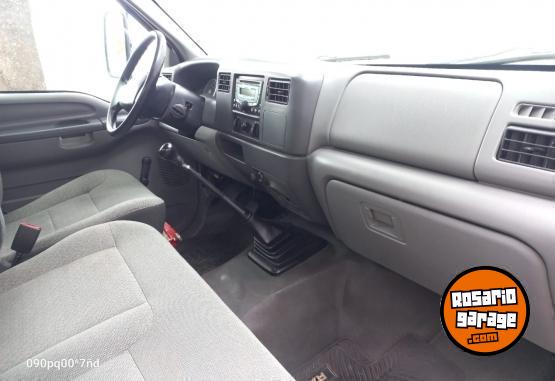 Camiones y Grúas - Ford 4000 - En Venta