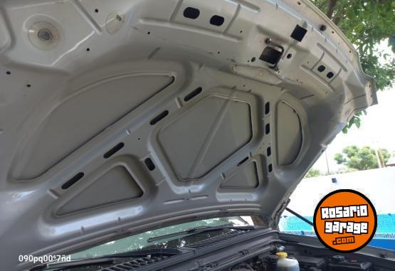 Camiones y Grúas - Ford 4000 - En Venta