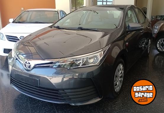 Autos - Toyota COROLLA XLI CVT 2018 Nafta 63303Km - En Venta
