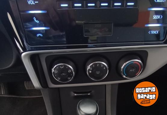Autos - Toyota COROLLA XLI CVT 2018 Nafta 63303Km - En Venta