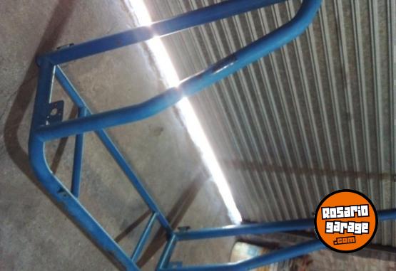 Accesorios para Autos - Hilux, Barra antivuelco Petrolera Hilux cab. Simple 2005 a 2015 - En Venta