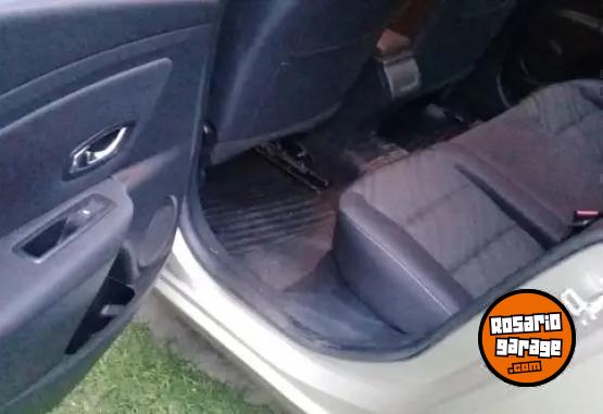 Autos - Renault Fluence Dynamique 2.0 2012 Nafta 15000Km - En Venta