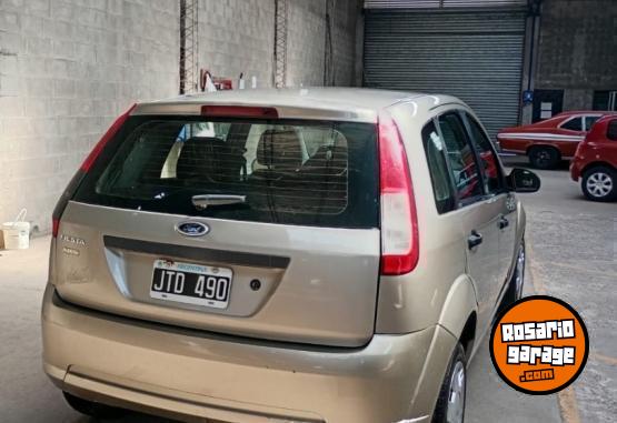 Autos - Ford Fiesta 1.6 5P 2011 GNC 154000Km - En Venta
