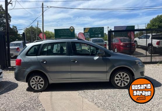 Autos - Volkswagen SURAN 1.6 CONFORTLINE 2011 Nafta  - En Venta
