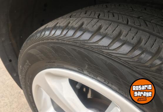 Autos - Chevrolet Tracker LTZ +4x4 2016 Nafta 85000Km - En Venta