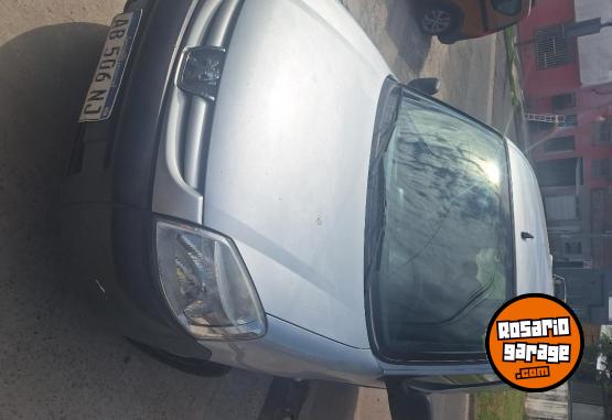 Utilitarios - Peugeot Partner 2017 Nafta 155000Km - En Venta
