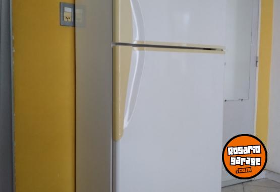 Hogar - Heladera Gafa Eurosystem Modelo HGF356A - En Venta