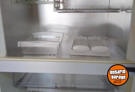 Hogar - Heladera Gafa Eurosystem Modelo HGF356A - En Venta