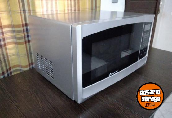 Hogar - Horno Microondas BGH Quick Chef 23 Litros c/ Grill - En Venta