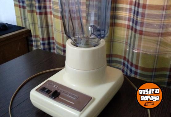 Hogar - Licuadora Faet SL de 6 Velocidades con Pulsador - En Venta