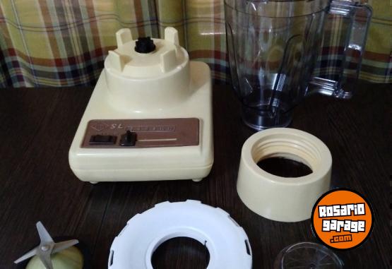 Hogar - Licuadora Faet SL de 6 Velocidades con Pulsador - En Venta