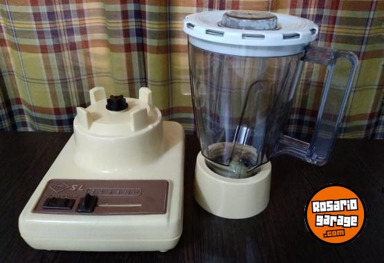 Hogar - Licuadora Faet SL de 6 Velocidades con Pulsador - En Venta