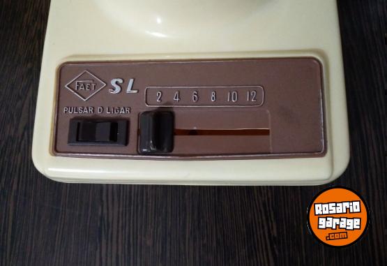 Hogar - Licuadora Faet SL de 6 Velocidades con Pulsador - En Venta