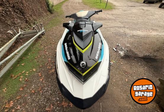 Embarcaciones - Sea doo moto de agua 130 - En Venta