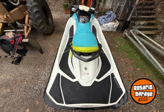 Embarcaciones - Sea doo moto de agua 130 - En Venta
