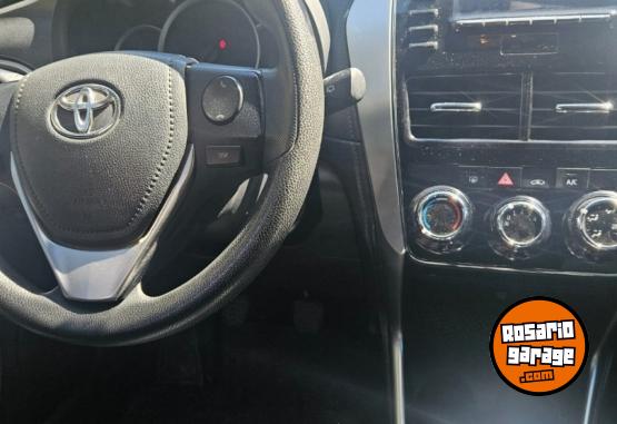Autos - Toyota YARIS XS 5P MT 2020 Nafta 78000Km - En Venta
