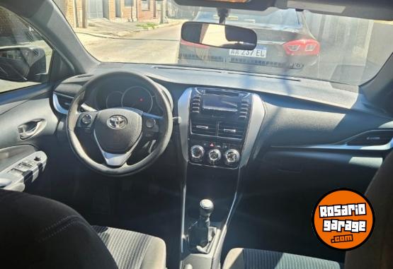 Autos - Toyota YARIS XS 5P MT 2020 Nafta 78000Km - En Venta