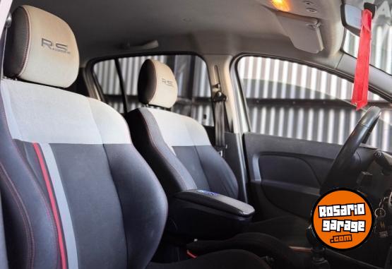 Autos - Renault Sandero RS 2017 Nafta 102000Km - En Venta