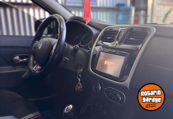 Autos - Renault Sandero RS 2017 Nafta 102000Km - En Venta