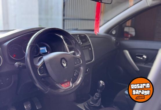 Autos - Renault Sandero RS 2017 Nafta 102000Km - En Venta