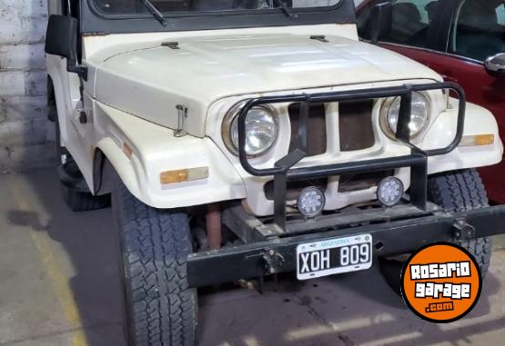Camionetas - IKA Jeep corto 1982 Nafta 1000Km - En Venta