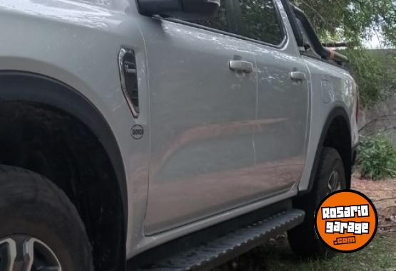 Camionetas - Ford RANGER XLT 2.0bi-turbo 2024 Diesel 40000Km - En Venta