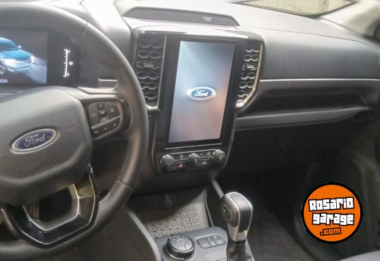 Camionetas - Ford RANGER XLT 2.0bi-turbo 2024 Diesel 40000Km - En Venta