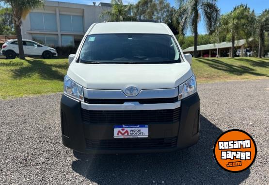 Utilitarios - Toyota HIACE L2H2 2.8 AT 2025 Diesel 0Km - En Venta