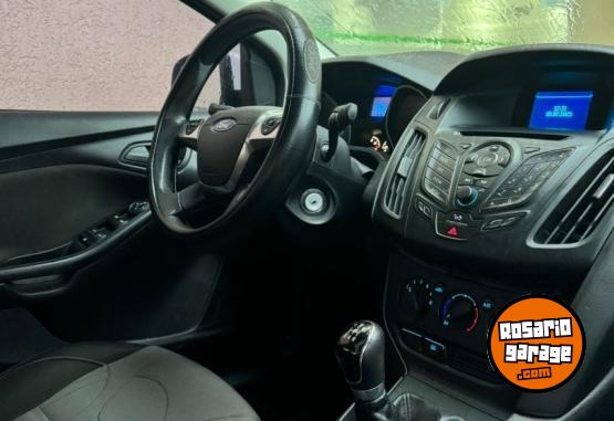 Autos - Ford Focus lll S 2014 Nafta 141000Km - En Venta