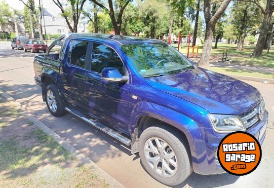 Camionetas - Volkswagen AMAROK V6 HIGHLINE 2024 Diesel 8000Km - En Venta