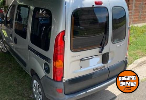 Utilitarios - Renault Kangoo 2015 GNC 284000Km - En Venta