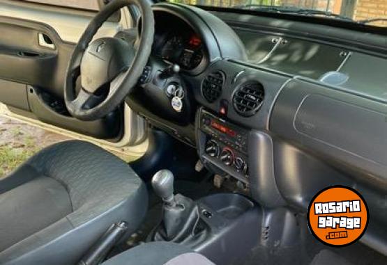 Utilitarios - Renault Kangoo 2015 GNC 284000Km - En Venta