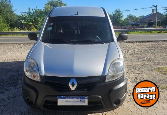 Utilitarios - Renault Kangoo 2016 GNC 134133Km - En Venta