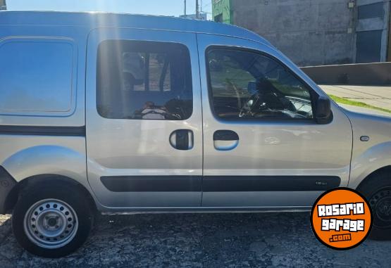 Utilitarios - Renault Kangoo 2016 GNC 134133Km - En Venta