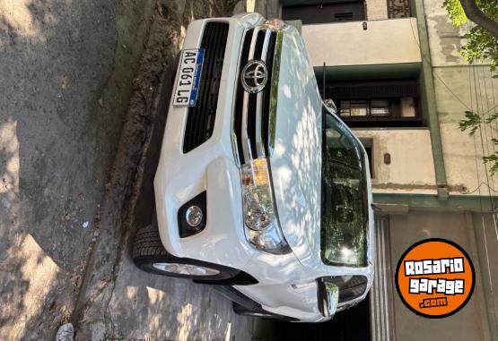 Camionetas - Toyota Hilux 2017 Diesel 82000Km - En Venta